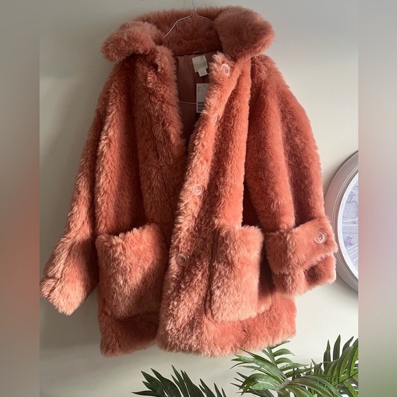 SOLD Pink Faux Fur fluffy Jacket - Picture 3 of 5